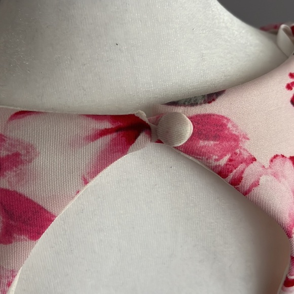 B Smart Floral Dress - Picture 4 of 5